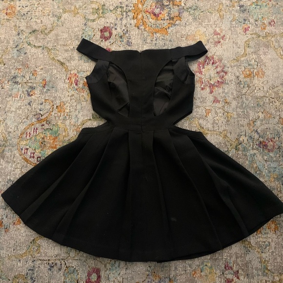 Black Sibling Bandeau Cocktail Dress Size 8 - Picture 4 of 7
